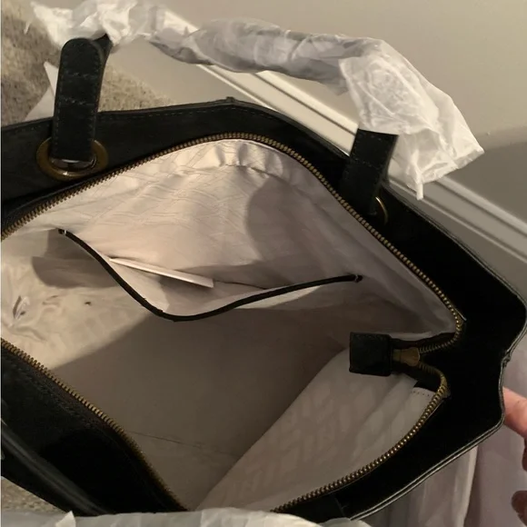 UGG Heritage Tote - Picture 4 of 6